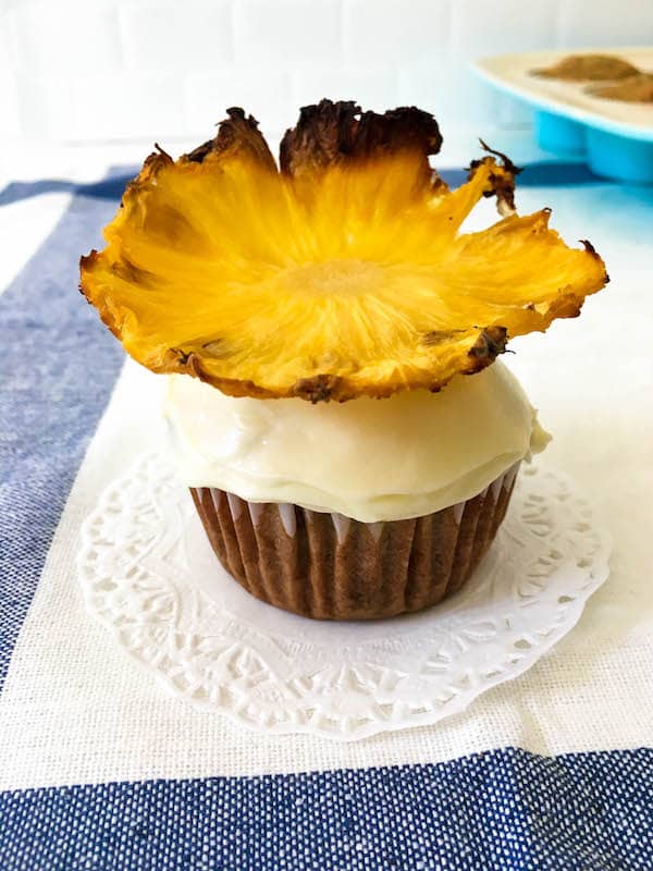 Hummingbird Cupcake Creamcheese Frosting Pineapple Flower