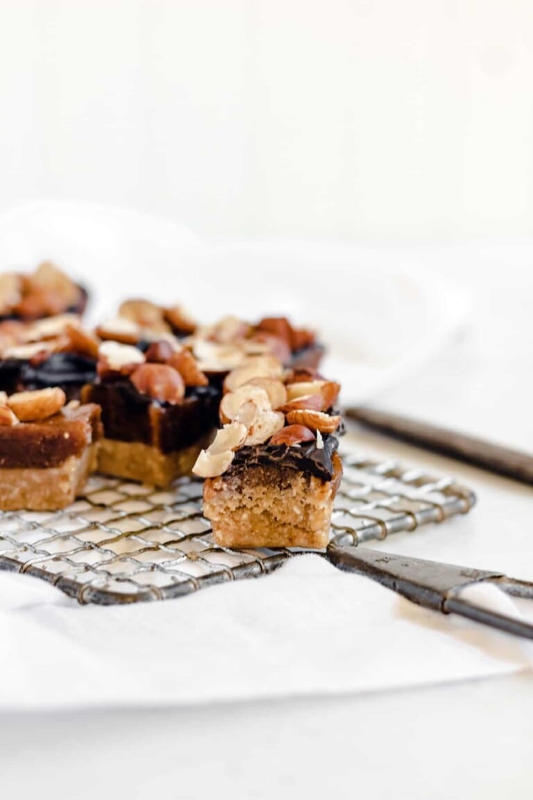 No-Bake Dark Chocolate Nut Bars (vegan, gluten-free, Paleo, refined sugar free)