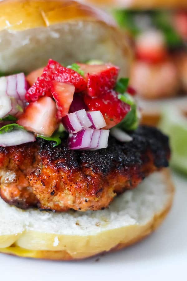 Healthy Blackened Salmon Burgers with Strawberry Avocado Salsa