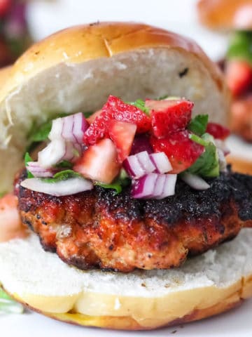 Healthy Blackened Salmon Burgers with Strawberry Avocado Salsa