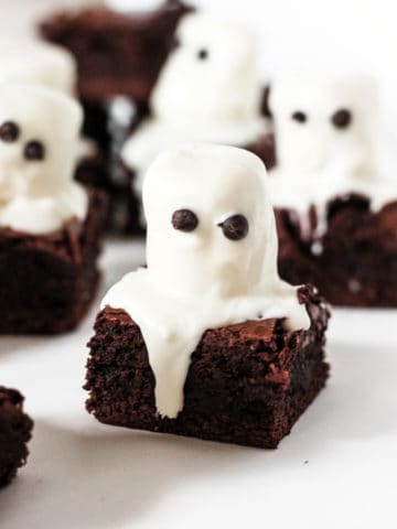 Spooky Ghost Marshmallow Halloween Brownies