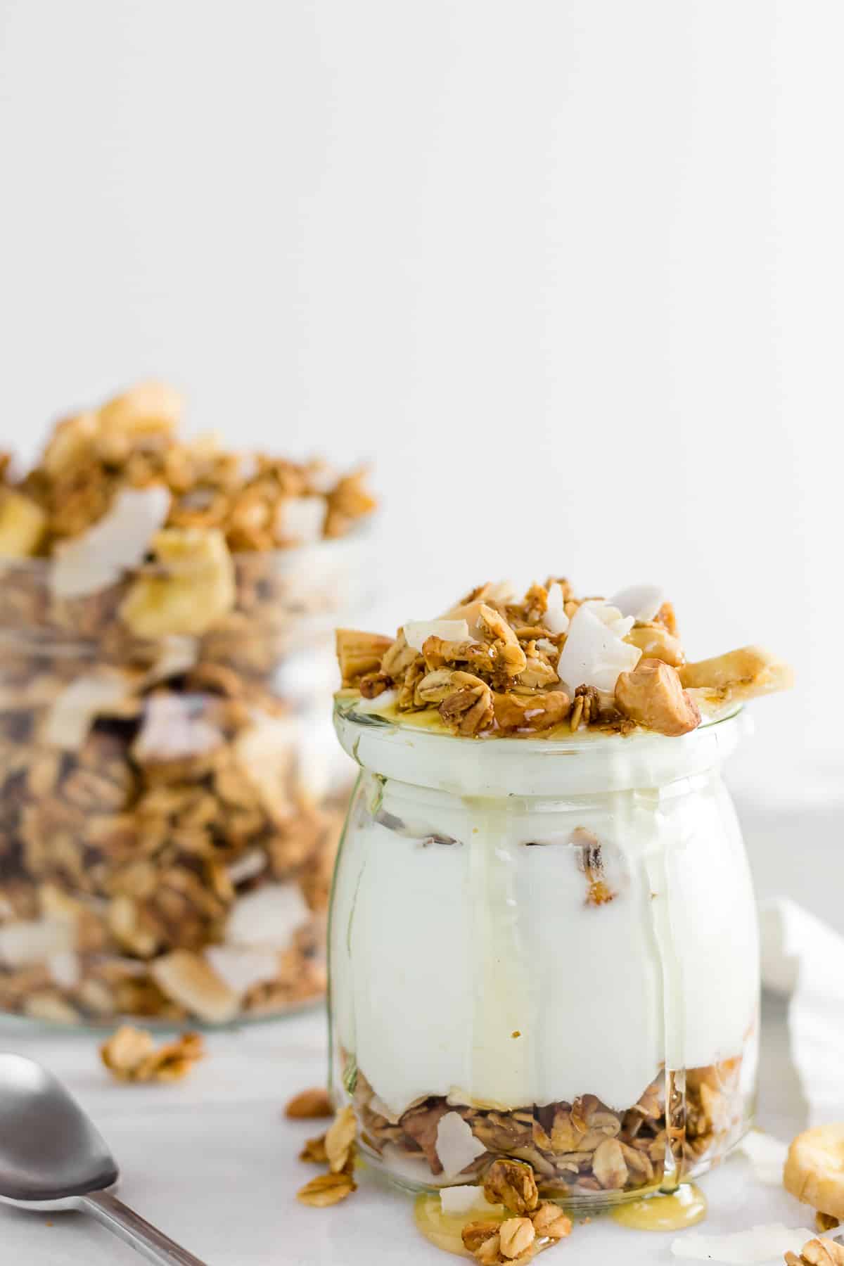 Healthy Banana Coconut Cashew Granola (gluten free + vegan)