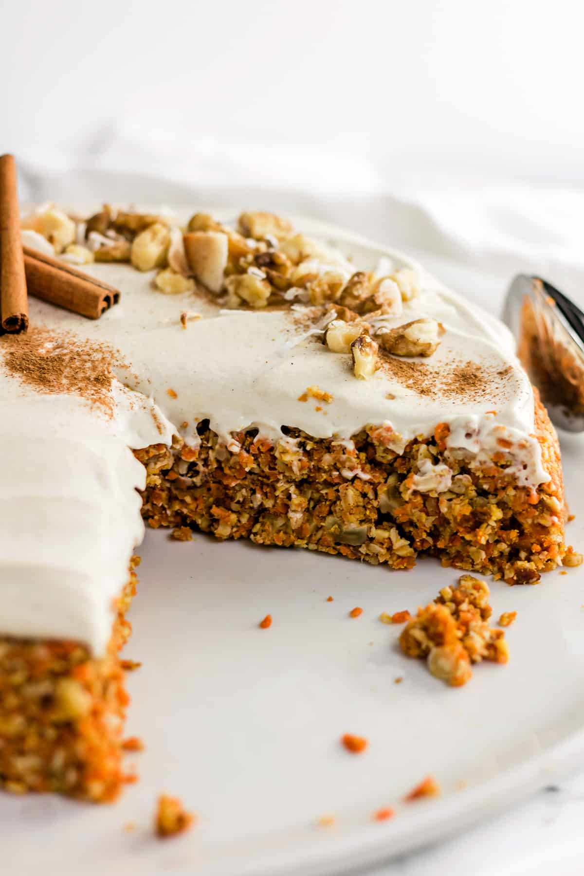 Raw Carrot Cake with Cashew "Cream Cheese" Frosting (Vegan, Gluten Free, Refined Sugar Free)