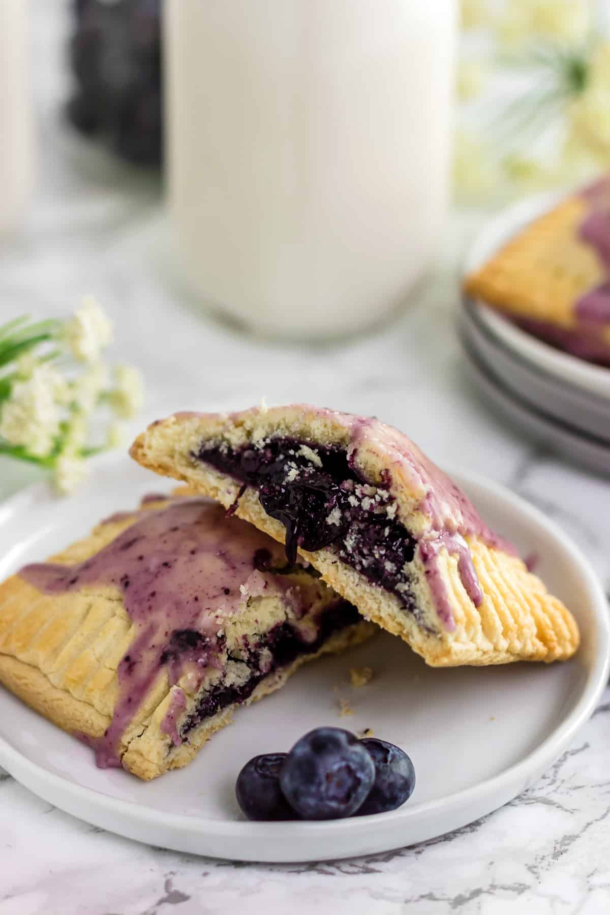 Paleo Blueberry Pop Tarts (gluten free, grain free, refined sugar free)