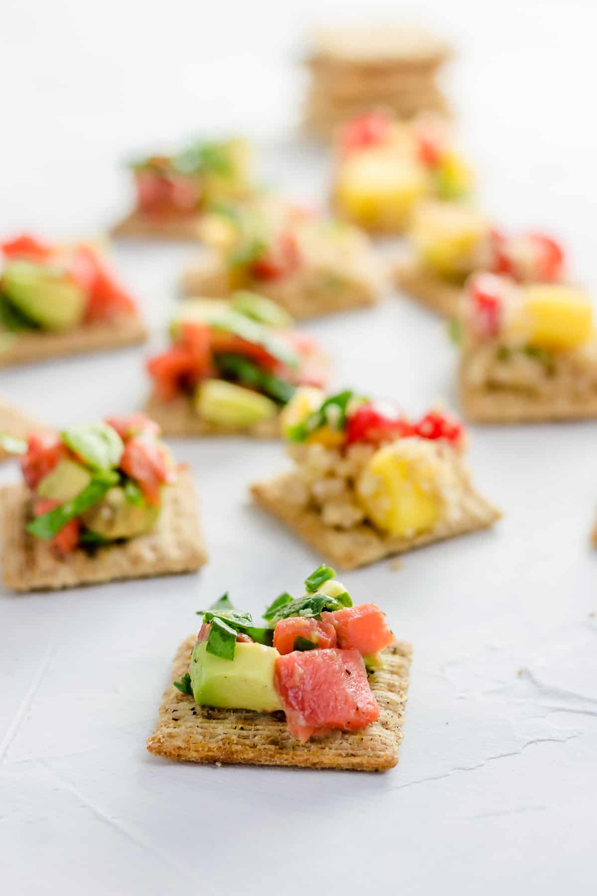 TRISCUIT Crackers with Smoked Salmon and Avocado Salsa 