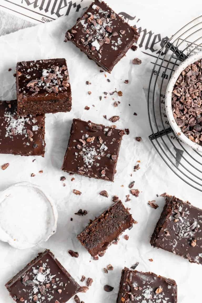 Healthy No-Bake Fudge Brownies