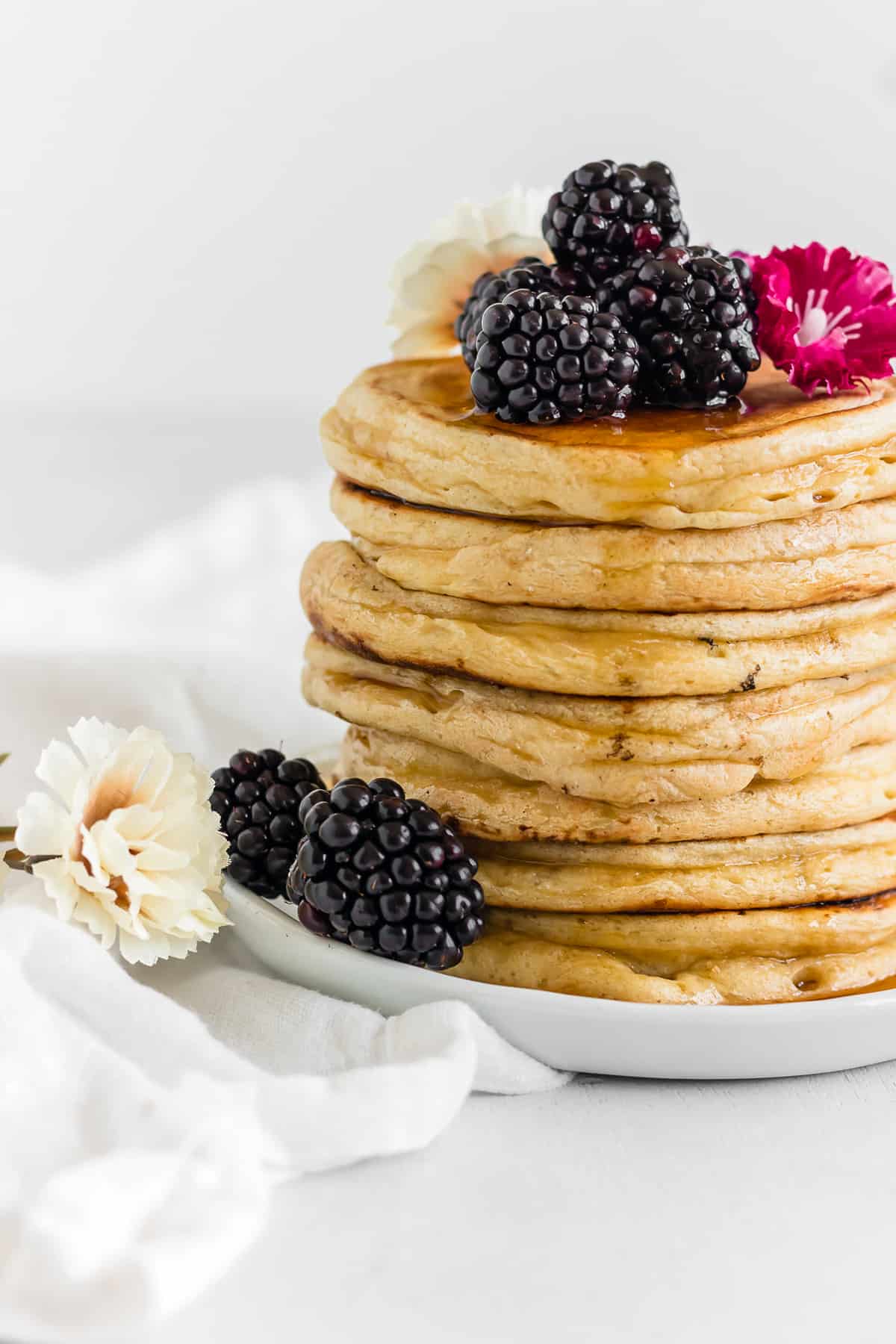 Fluffy Cottage Cheese Protein Pancakes