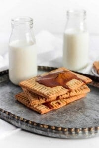 Paleo Brown Sugar Cinnamon Pop Tarts (gluten free, grain free, refined sugar free)