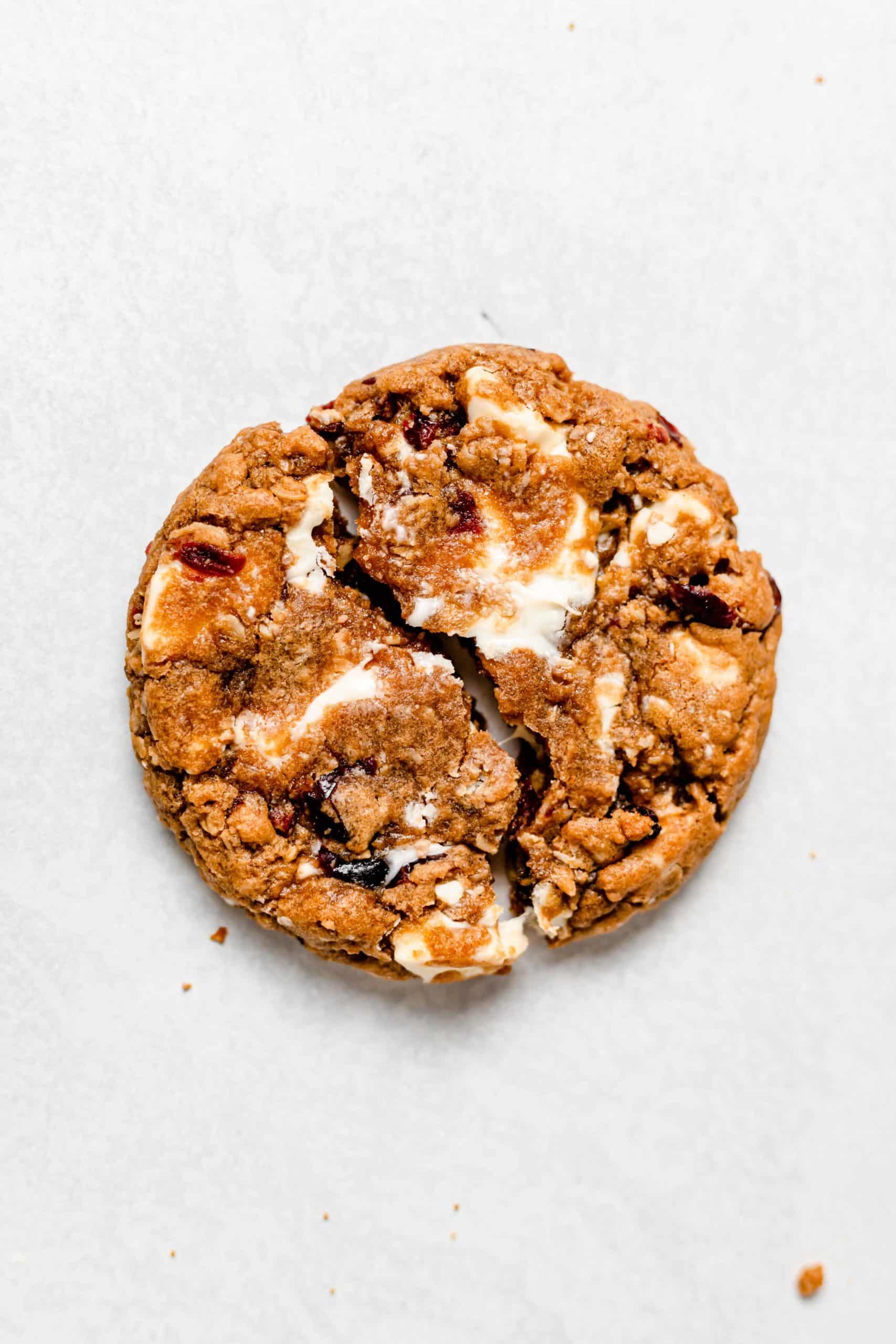 white chocolate cranberry oatmeal cookies