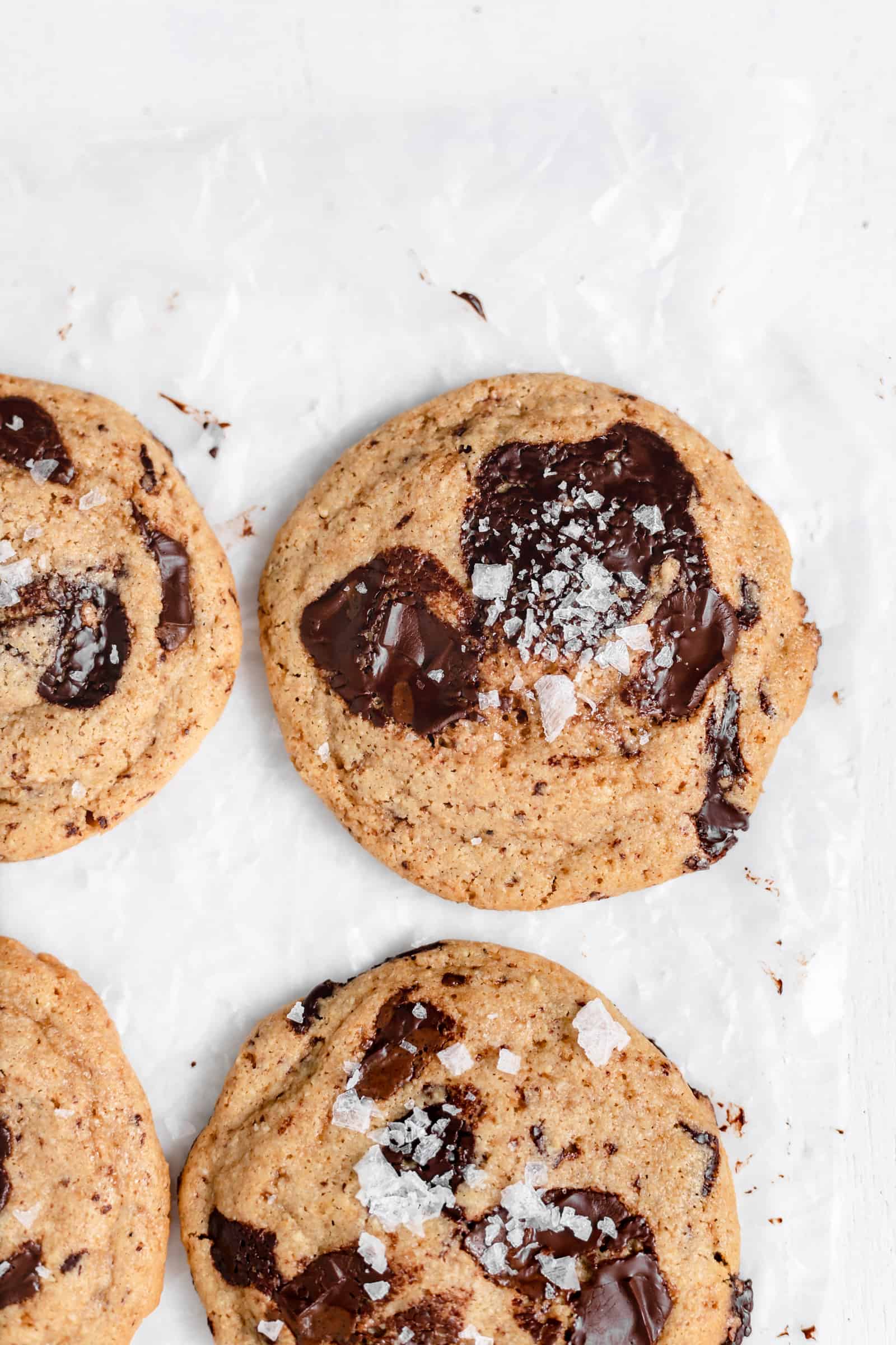 The ultimate paleo chocolate chip cookies! Soft, chewy, and highly addicting, these cookies are made with wholesome ingredients and lots of chocolate chunks! (Gluten Free, Dairy Free, No Refined Sugar)