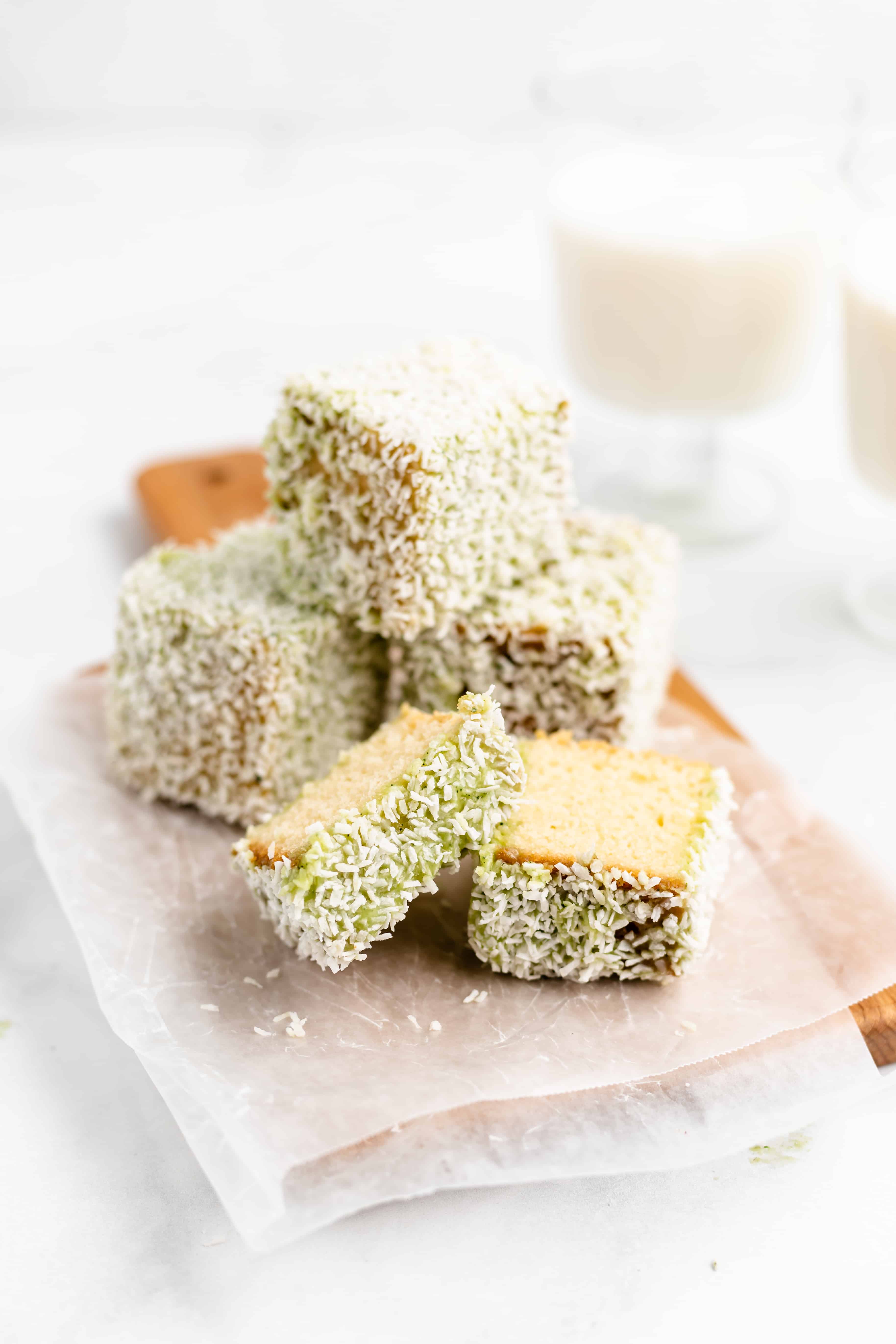 White Chocolate Matcha Lamington - sweet, buttery, and delicious. Perfect with a cup of tea! #lamington #hightea