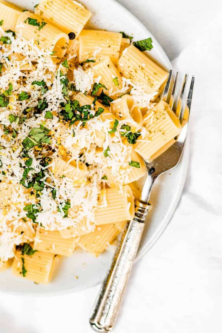 Pasta with Lemon, Mint, and Halloumi