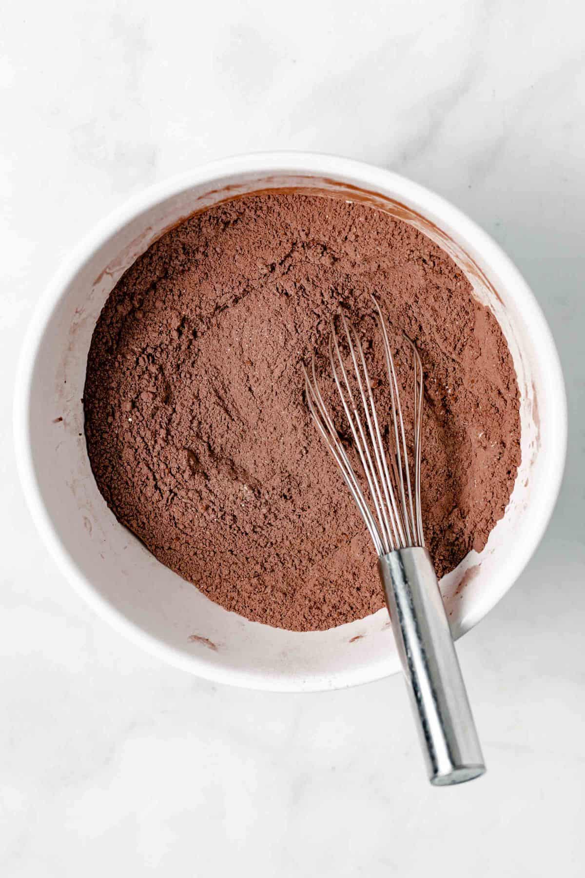 chocolate cake dry ingredients