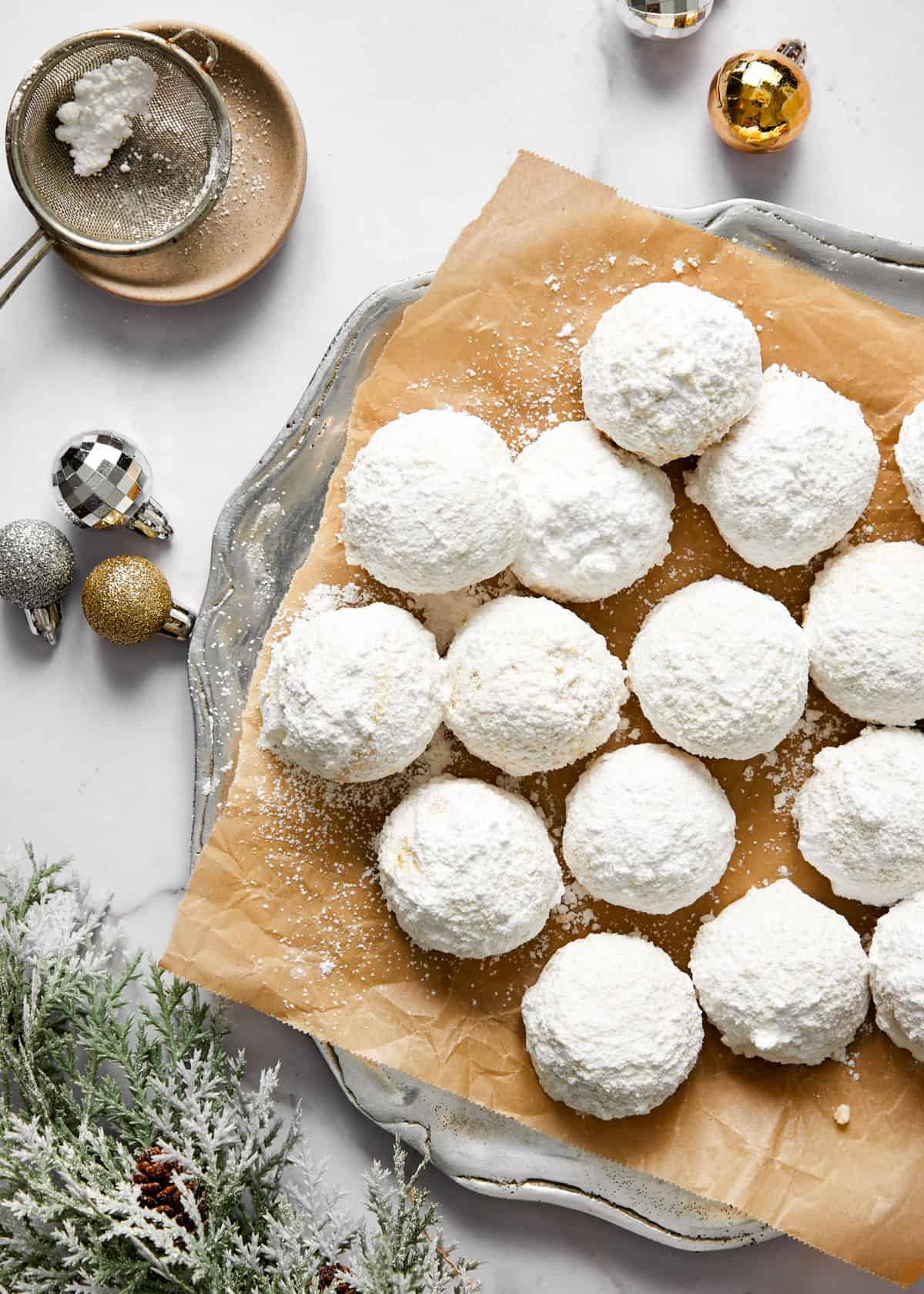 kourabiedes on a serving platter.