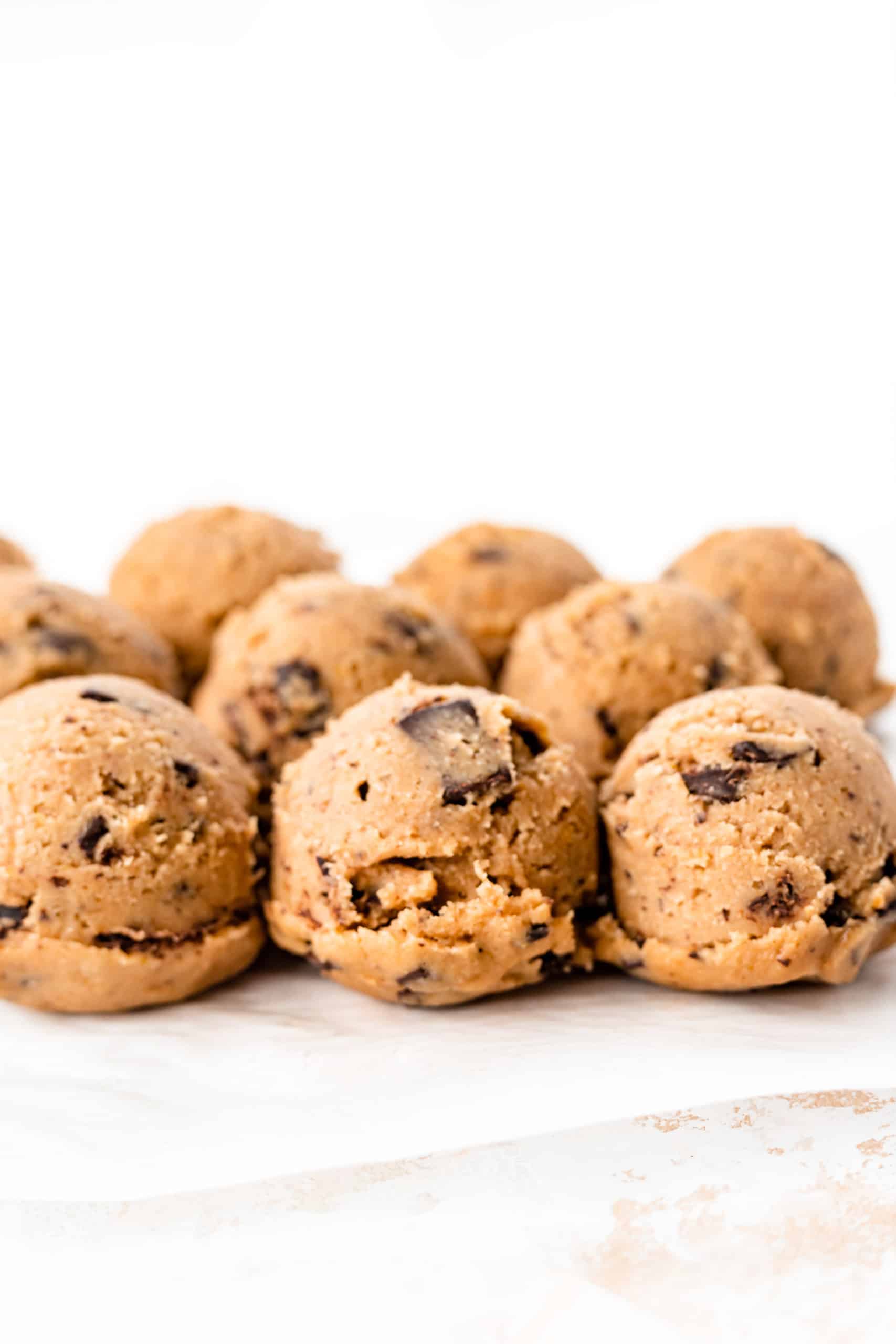 Paleo chocolate chip cookie dough balls