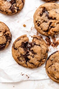 chewy vegan chocolate chip cookies