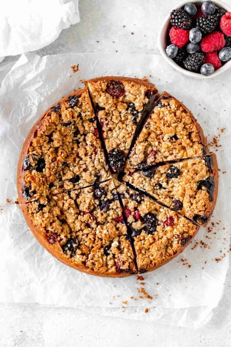 Berry Streusel Cheesecake