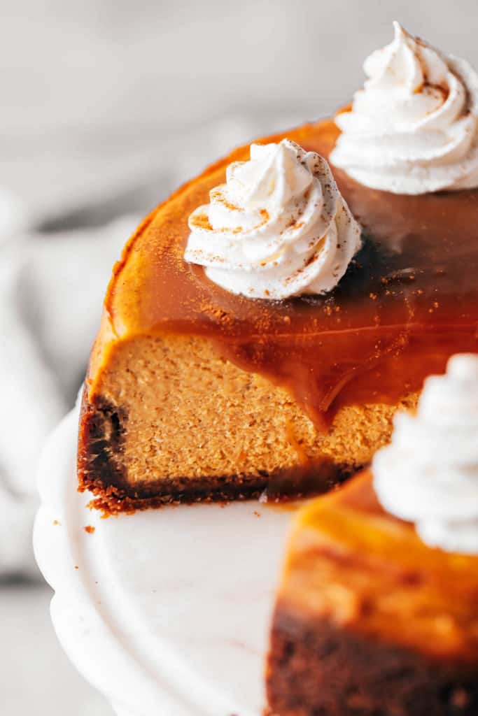 pumpkin cheesecake with caramel sauce