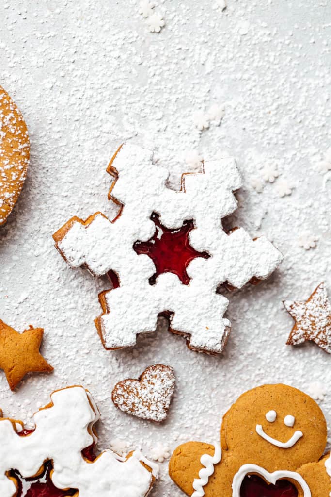 snowflake linzer cookie