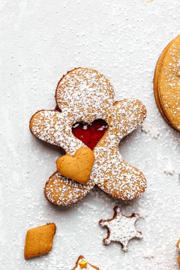 gingerbread man linzer cookie
