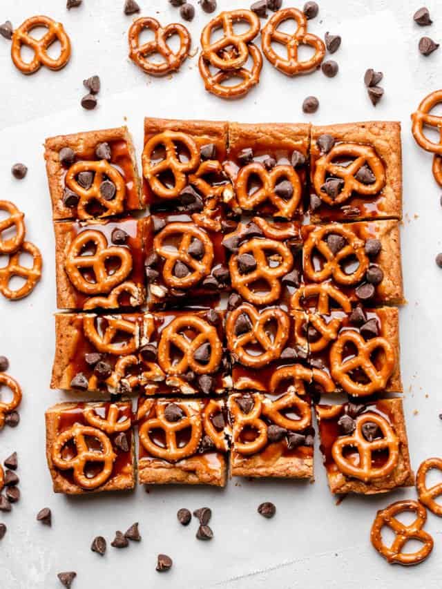 Salted Caramel Pretzel Blondies