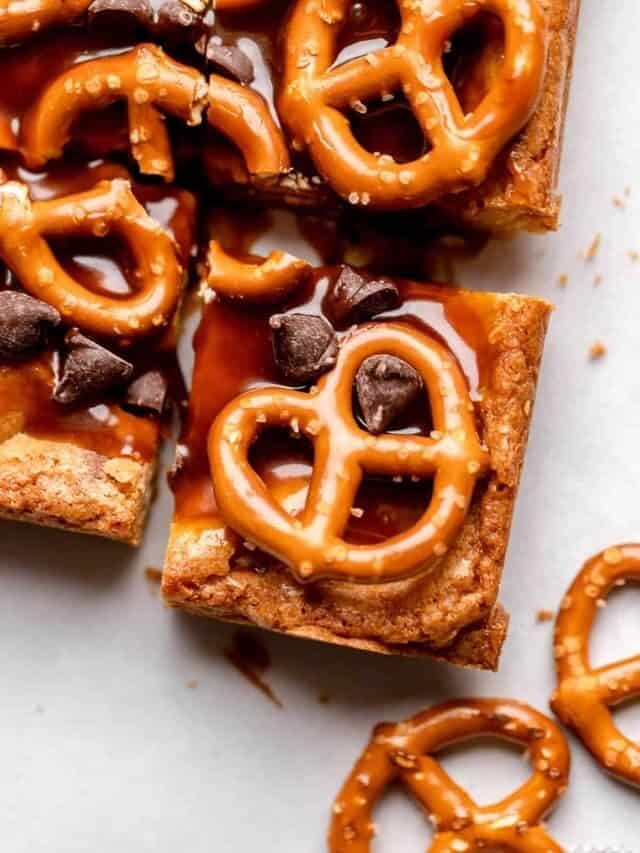 Salted Caramel Pretzel Blondies