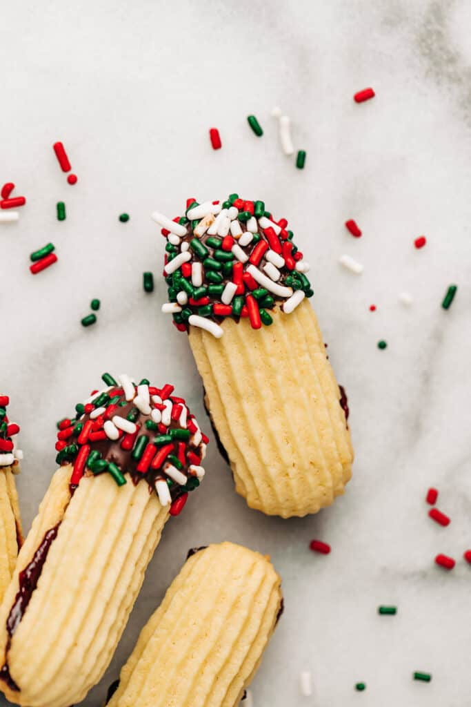 petit four cookies.