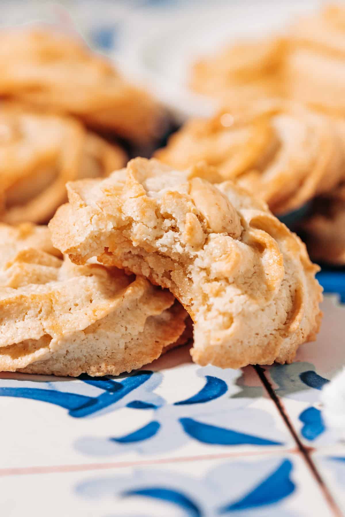 bite shot of an amygdaloto cookie.