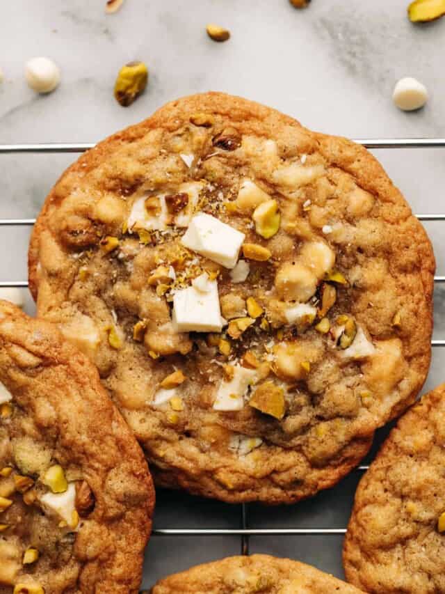 Chewy Pistachio White Chocolate Chip Cookies Recipe